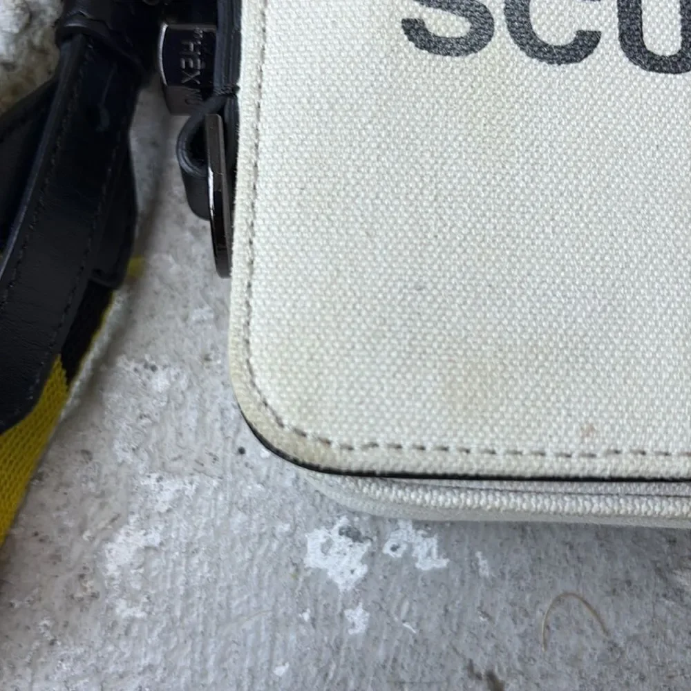 Off-White Virgil Abolh Sculpture canvas